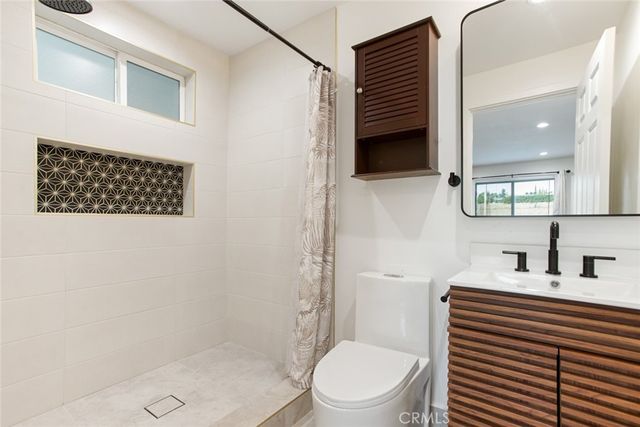 6972 N Platt Avenue, West Hills, CA 91307