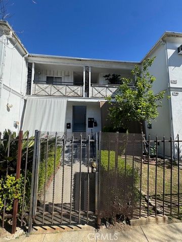1200 N Kenmore, Los Angeles, CA 90029