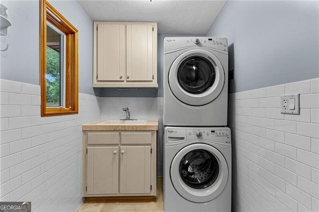 11800 Hutcheson Ferry Road, Chattahoochee Hills, GA 30268