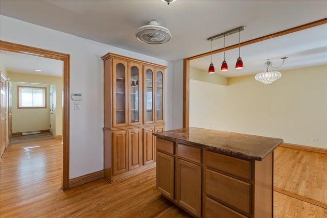 7910 CHURCHILL Street, Morton Grove, IL 60053