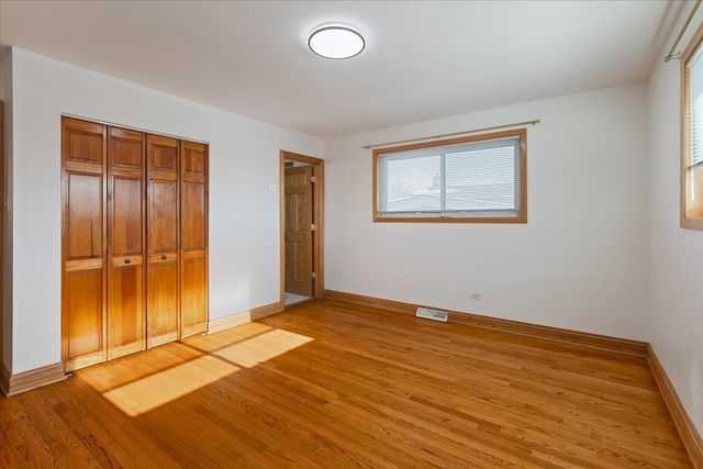 7910 CHURCHILL Street, Morton Grove, IL 60053