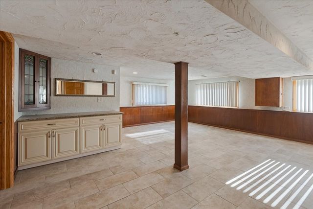 7910 CHURCHILL Street, Morton Grove, IL 60053