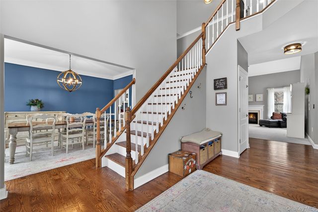 75 Luthien Forest Road, Rock Tavern, NY 12575