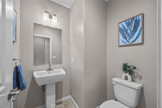 762 Chandler Walk, Upland, CA 91786