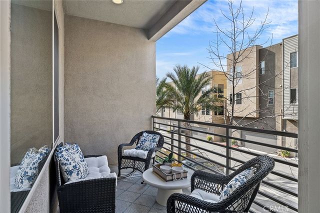 762 Chandler Walk, Upland, CA 91786