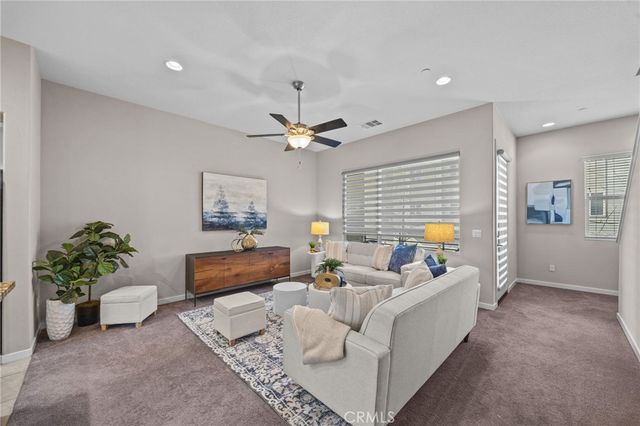 762 Chandler Walk, Upland, CA 91786