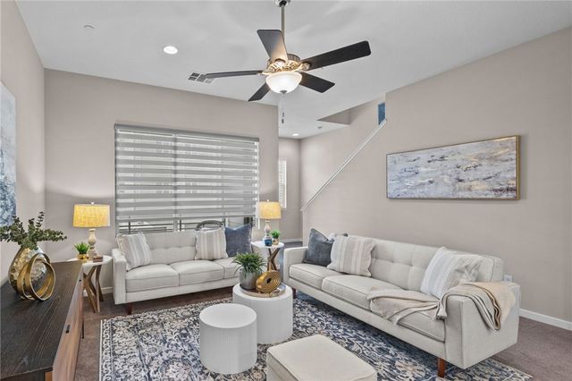 762 Chandler Walk, Upland, CA 91786