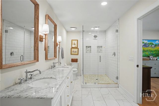 2 Blount Lane, Savannah, GA 31411