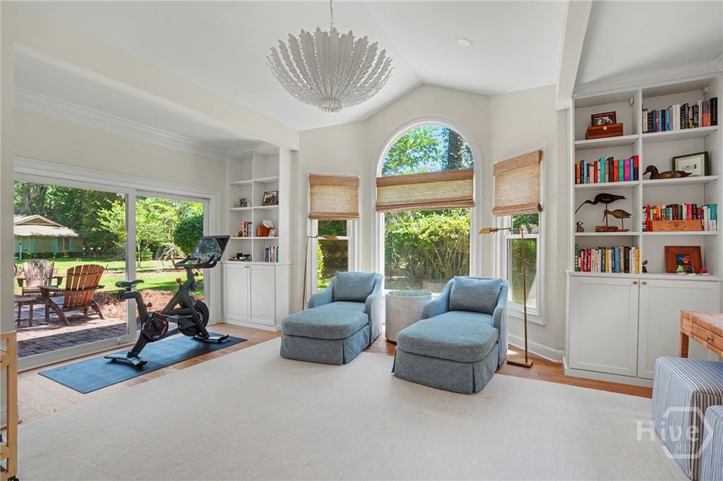Image 18 of property listing at 2 Blount Lane, Savannah, GA 31411