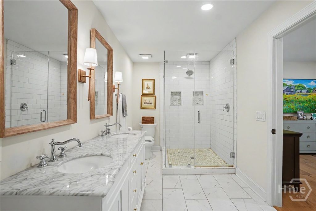 Image 22 of property listing at 2 Blount Lane, Savannah, GA 31411