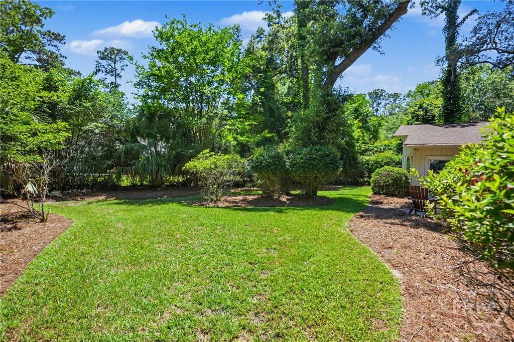 Image 28 of property listing at 2 Blount Lane, Savannah, GA 31411