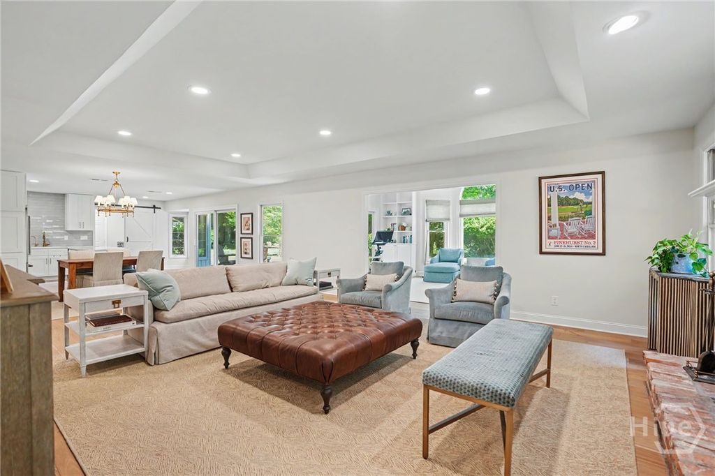 Image 7 of property listing at 2 Blount Lane, Savannah, GA 31411