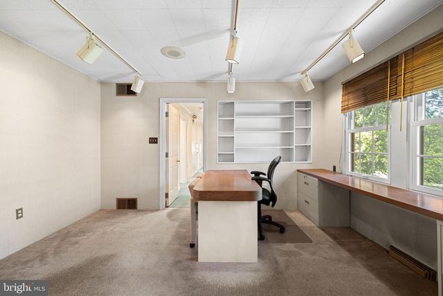 1802 YARDLEY MORRISVILLE RD, Yardley, PA 19067