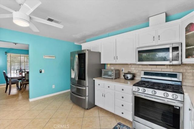 395 S Tamarisk Ave, Rialto, CA 92376