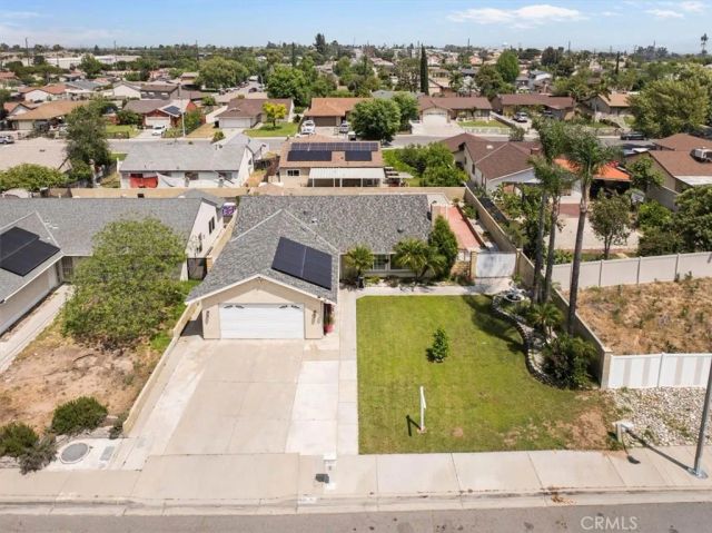 395 S Tamarisk Ave, Rialto, CA 92376
