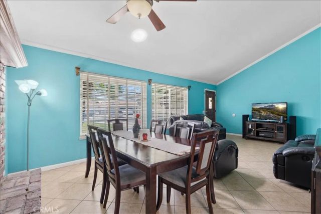395 S Tamarisk Ave, Rialto, CA 92376