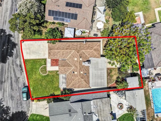 18811 E Glenlyn, Azusa, CA 91702