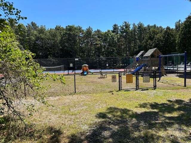 10 Shadbush, Mashpee, MA 02649