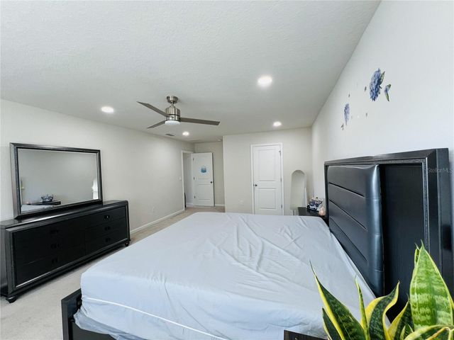 18184 HUNTERS MEADOW WALK, Land O Lakes, FL 34638