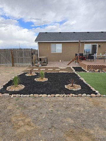 1245 N Marwyck Dr, Pueblo West, CO 81007