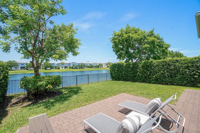 1091 Verde Court, Deerfield Beach, FL 33064