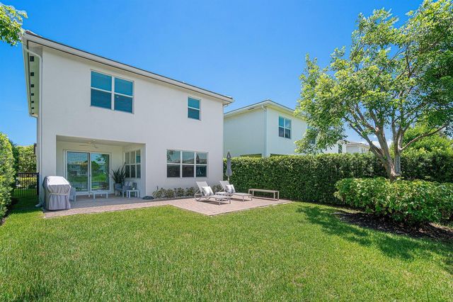 1091 Verde Court, Deerfield Beach, FL 33064