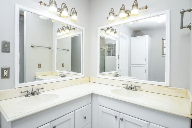 6410 Bluestone Drive, Houston, TX 77016