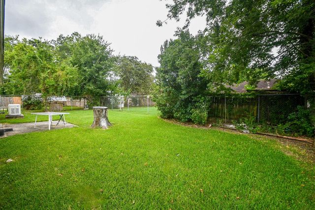 6410 Bluestone Drive, Houston, TX 77016