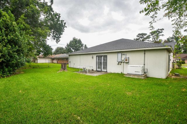 6410 Bluestone Drive, Houston, TX 77016