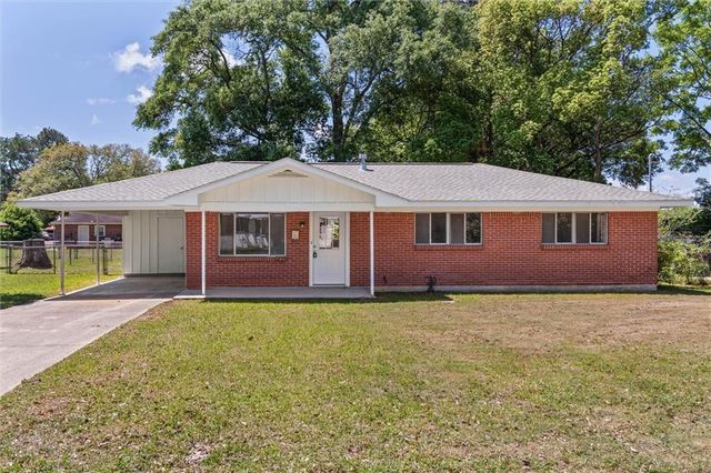 2509 Karagan Drive, Mobile, AL 36606