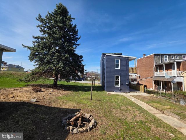 1306 W POPLAR ST, York, PA 17404