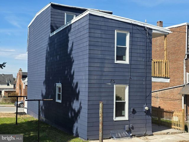 1306 W POPLAR ST, York, PA 17404