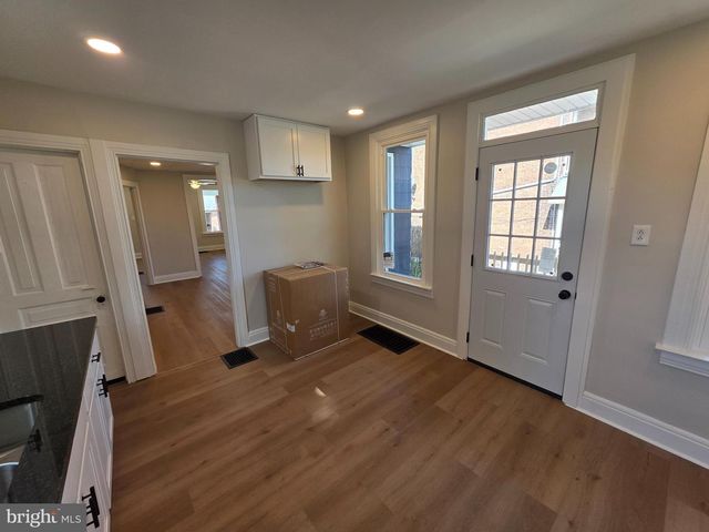 1306 W POPLAR ST, York, PA 17404