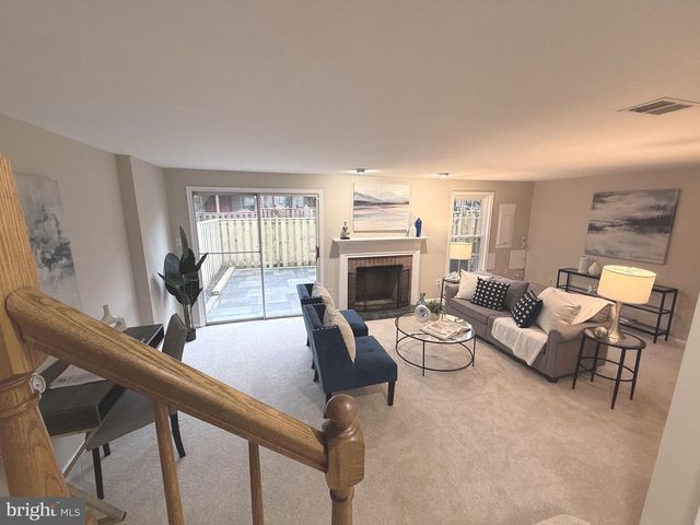 4007 MURDSTONE CT, Fairfax, VA 22033