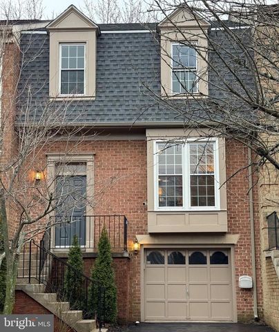 4007 MURDSTONE CT, Fairfax, VA 22033