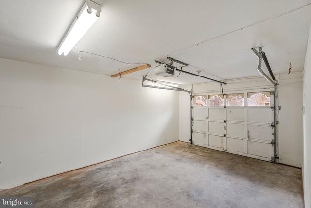 4007 MURDSTONE CT, Fairfax, VA 22033