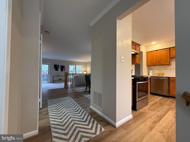 4007 MURDSTONE CT, Fairfax, VA 22033