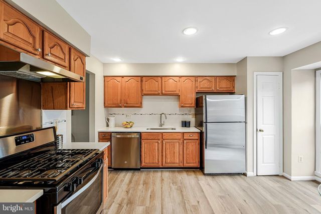 4007 MURDSTONE CT, Fairfax, VA 22033