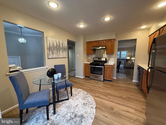 4007 MURDSTONE CT, Fairfax, VA 22033