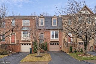 4007 MURDSTONE CT, Fairfax, VA 22033