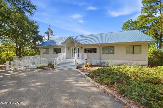 3087 Pine Hill Drive SW, Shallotte, NC 28470