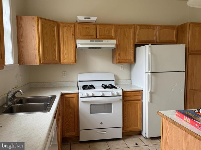 1005 MEADOW VIEW DR, Salisbury, MD 21804