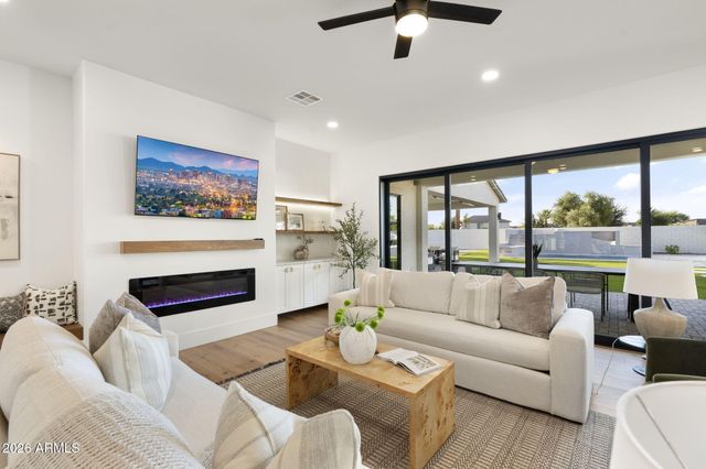 4108 E LAFAYETTE Avenue, Gilbert, AZ 85298