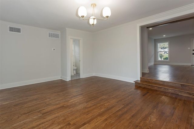 3900 Eldridge Street, Fort Worth, TX 76107