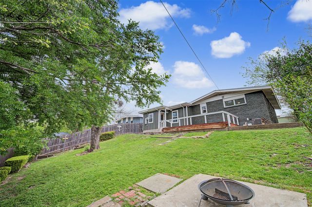 3900 Eldridge Street, Fort Worth, TX 76107