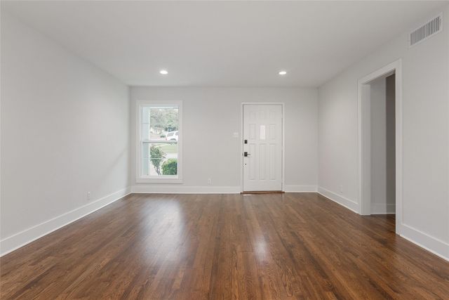 3900 Eldridge Street, Fort Worth, TX 76107