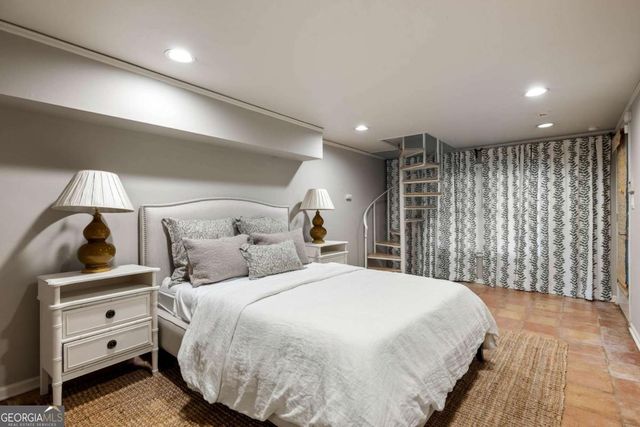 2760 Northside Drive NW, Atlanta, GA 30305