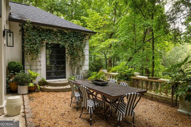 2760 Northside Drive NW, Atlanta, GA 30305