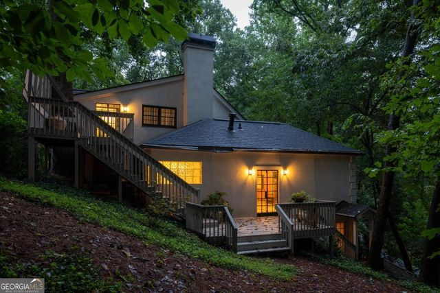 2760 Northside Drive NW, Atlanta, GA 30305