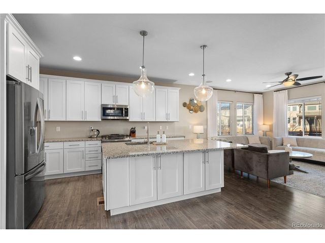 955 Equinox Dr, Erie, CO 80516